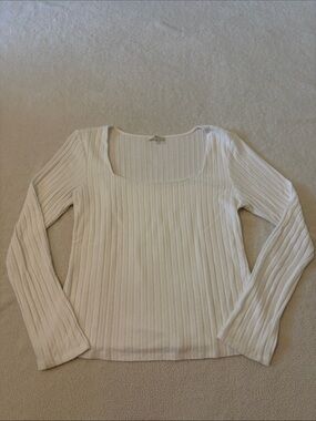 nine britton Cream Ribbed Long Sleeve Scoop Top